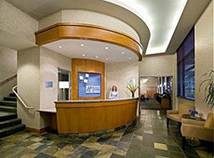 Holiday Inn Express Vancouver Airport  lobby
