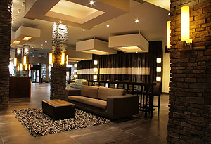 Sandman Signature Hotel Resort Vancouver Airport lobby