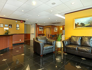 ramada vancouver airport lobby